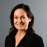 Dr Ana Maria Esteves